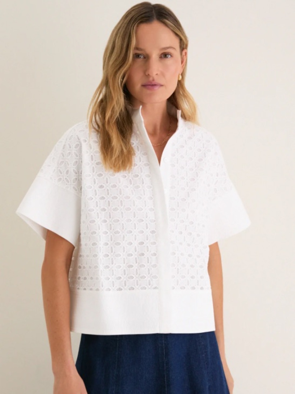 Tuckernuck White Eyelet Sophia Stitch Short-Sleeve Button Down Woman Large